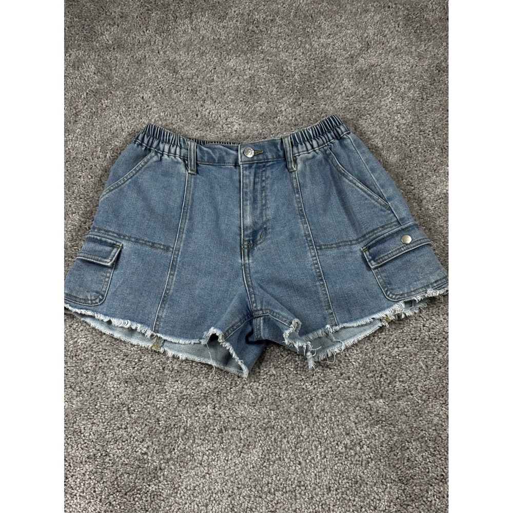 Madden NYC Womens High Rise Cargo Denim Shorts Blue Raw Hem Size S WM65955X